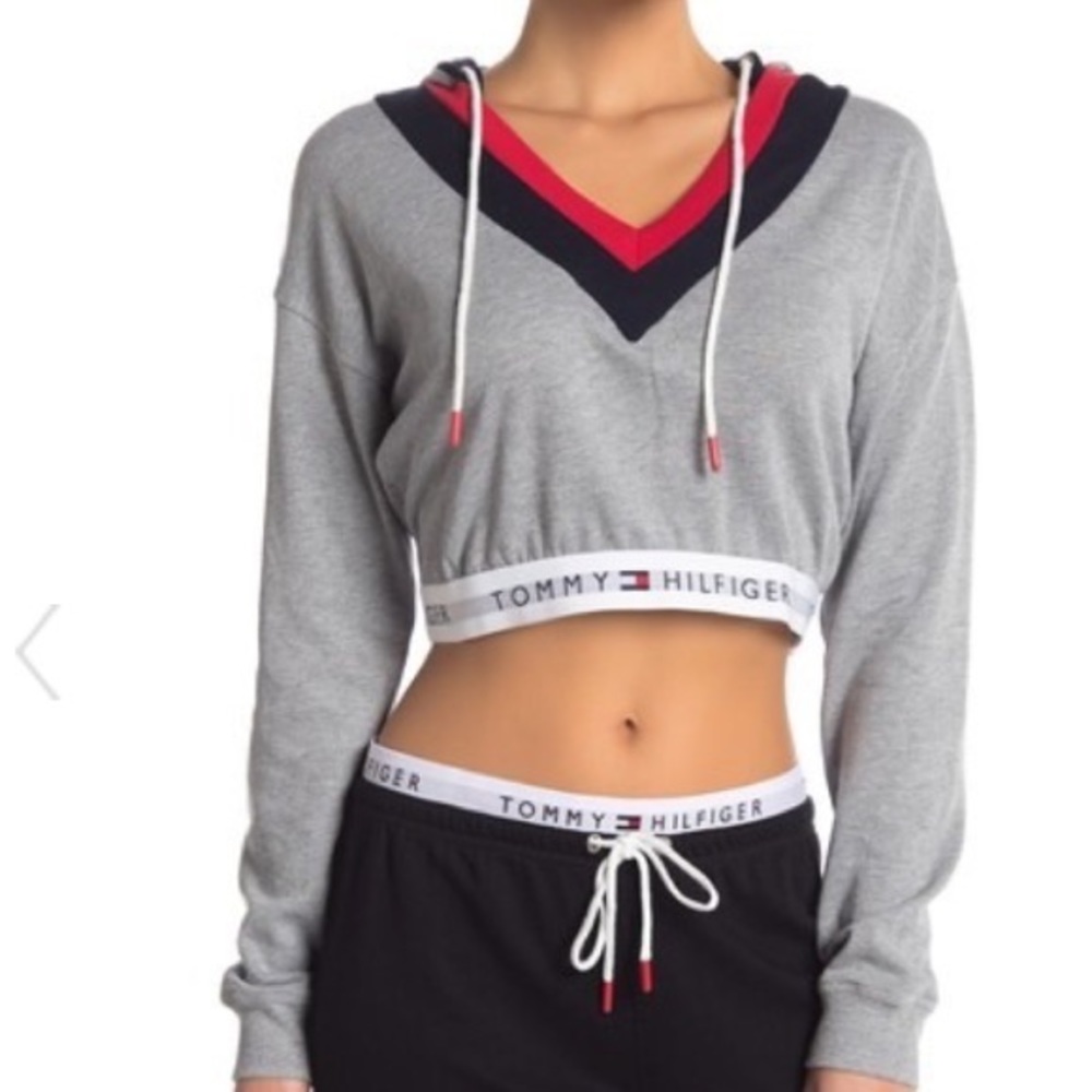 Tommy Hilfiger crop sweater.